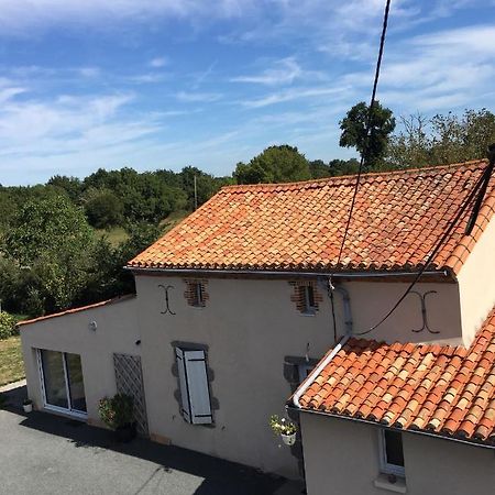 Gite Au Haras Les Aubiers Εξωτερικό φωτογραφία